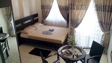 Studio | Minibar, in-room safe, free WiFi