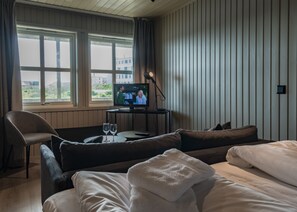 Dobbelrom med fjordutsikt - Grønnbuene Rorbu Hotel (Andoy)