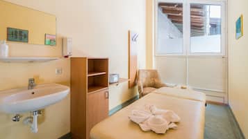 Massage in accommodation