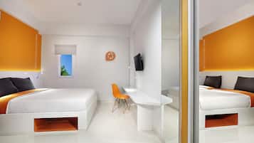 In-room safe, desk, soundproofing, free WiFi