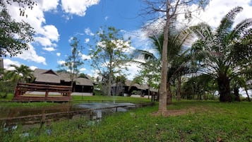 Deluxe Triple Room | Garden view