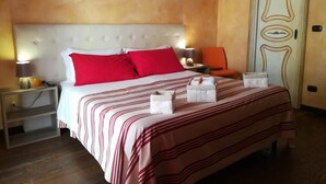 In-room safe, cribs (free), WiFi (free) - B&B Camere e Cassata (Agrigento)
