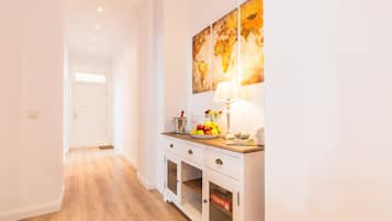 Apartment, 3 Bedrooms | Room amenity