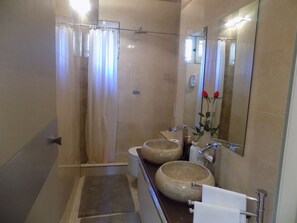 Appartement Élite, 3 chambres, non-fumeur, cuisine | Salle de bain