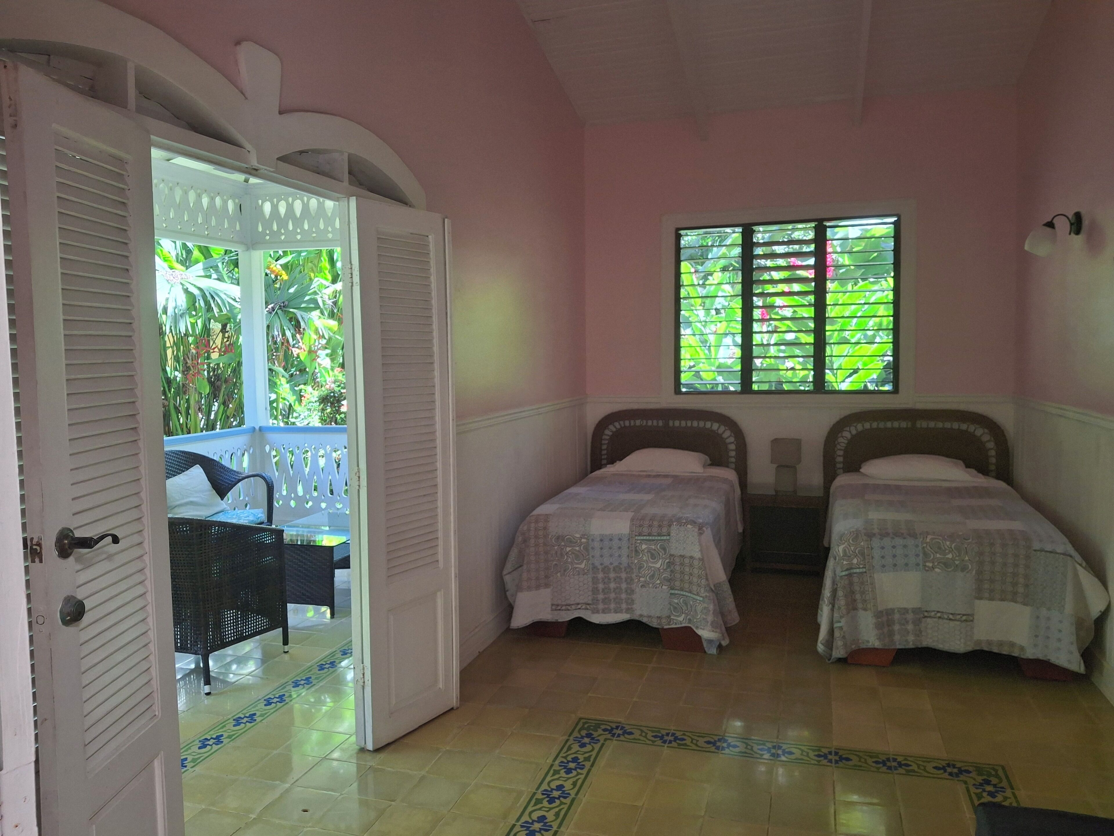 Photo - Playa Negra Guesthouse