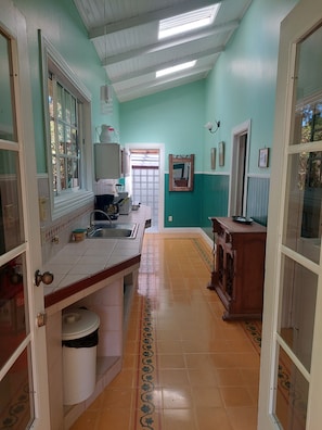 Family Villa, 2 Bedrooms, Non Smoking, Garden View | Private kitchen | Fridge, coffee/tea maker, electric kettle, toaster - Playa Negra Guesthouse (Cahuita)