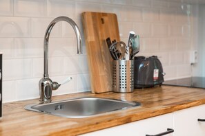 Private kitchen - Apartments am Görlitzer Park (Berlin)