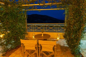 Apartamento (Fournos) | Terraço/pátio