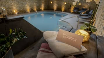 Indoor pool, pool loungers