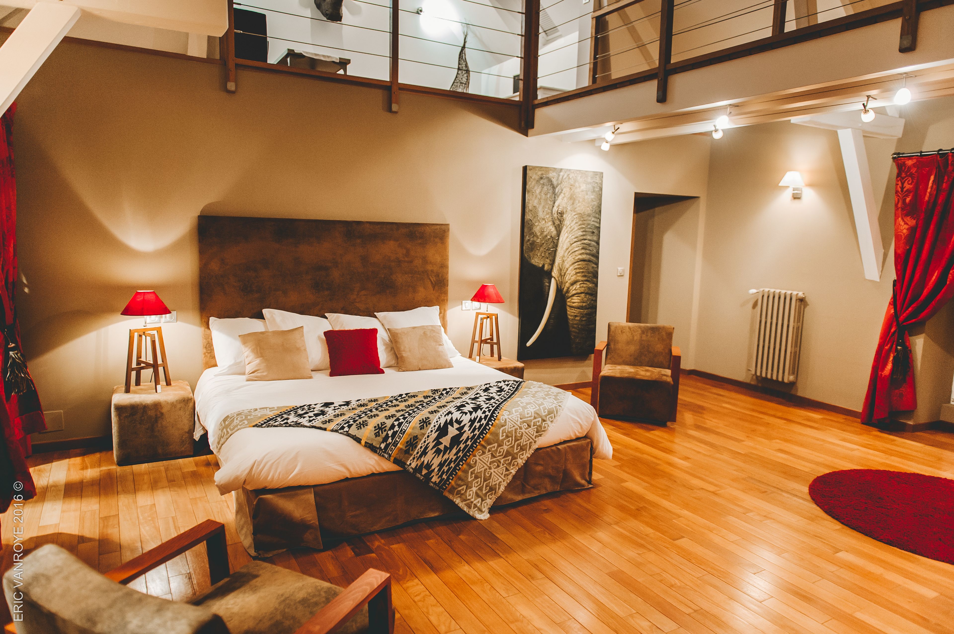 Suite Romantique, 1 très grand lit, vue parc, côté jardin | Literie de qualité supérieure, décoration personnalisée