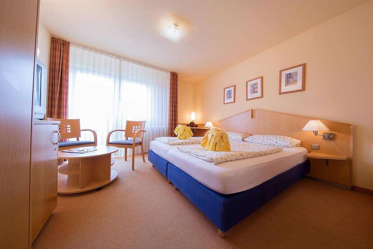 Standard Double Room, Garden View