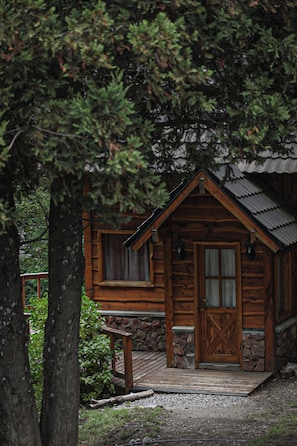 Superior House, 2 Bedrooms (5 Passengers)
