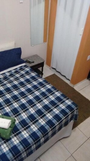 Hypo-allergenic bedding, pillow-top beds, minibar, free WiFi