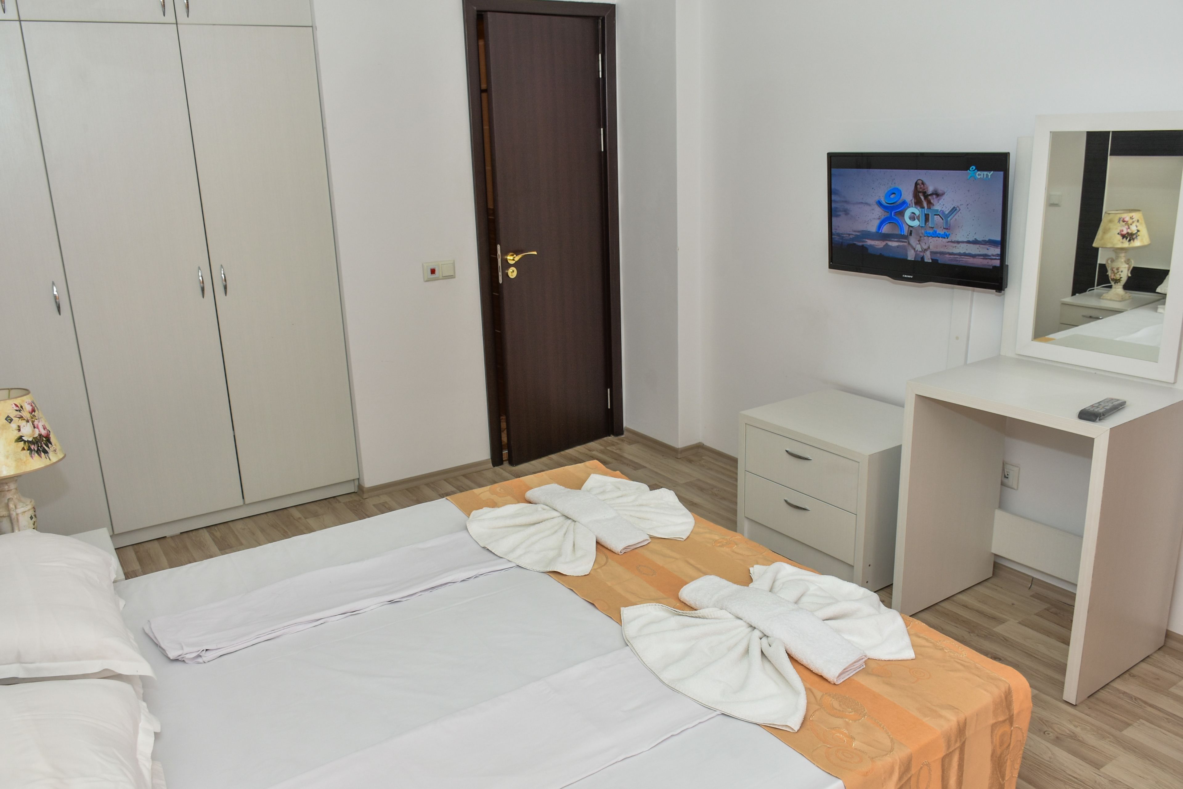 luxury apartment, 2 bedrooms, balcony, sea view | soundproofing, iron/ironing board, cots/infant beds, rollaway beds