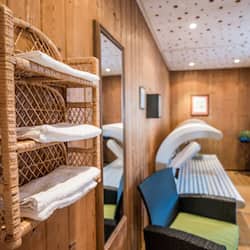 Sauna, aromatherapy, reflexology, 1 treatment room, massages
