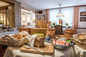 Petit déjeuner buffet