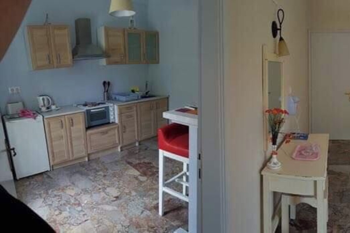 Apartment annex
