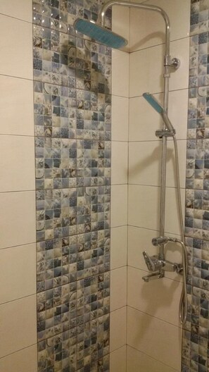 Double Room | Premium bedding, rollaway beds, free WiFi - Lovers Bay (Magong)