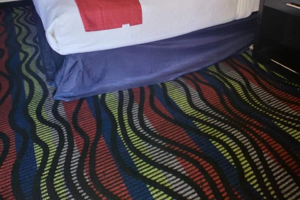 1 bedroom, premium bedding, desk, iron/ironing board