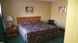 Desk, iron/ironing board, free rollaway beds, free WiFi