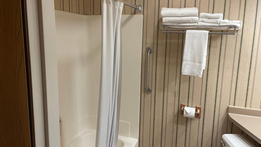 Dollinger's Motor Inn