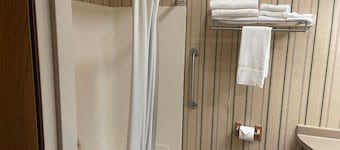 Dollinger's Motor Inn