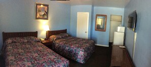 Free WiFi, bed sheets - Kenwood Motel (Kenton)