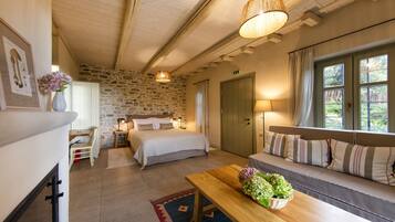 Grand Studio (with sofa - Anima Maris) | Living area | Flat-screen TV, DVD player
