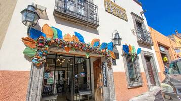 Fachada del alojamiento
