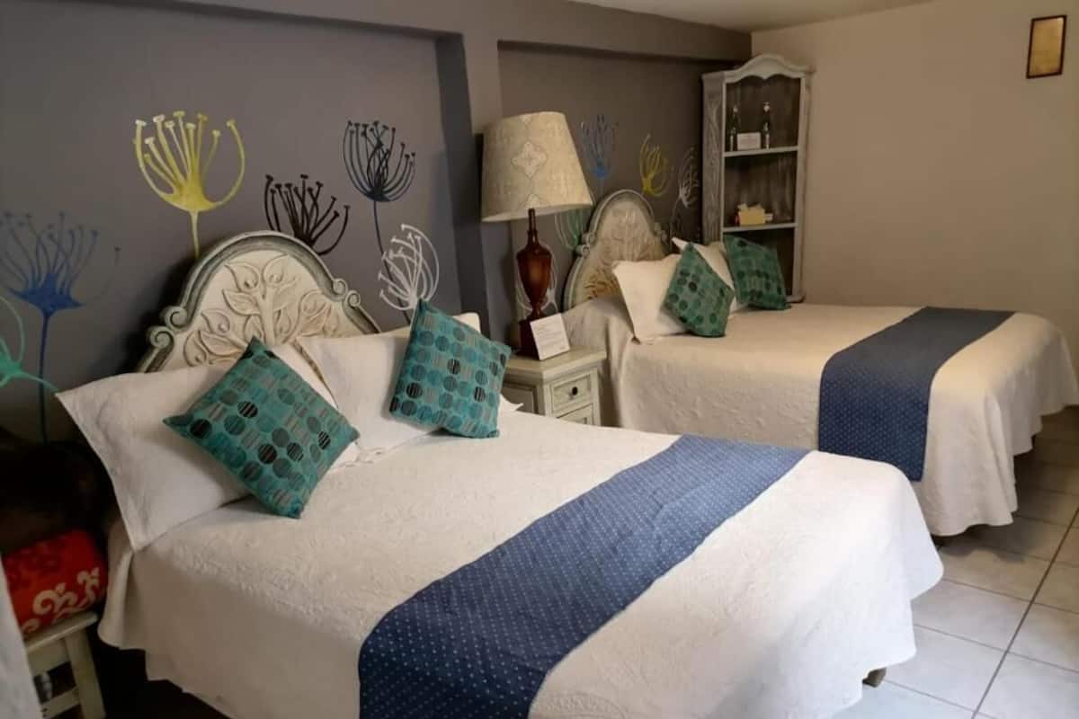 Free WiFi, bed sheets