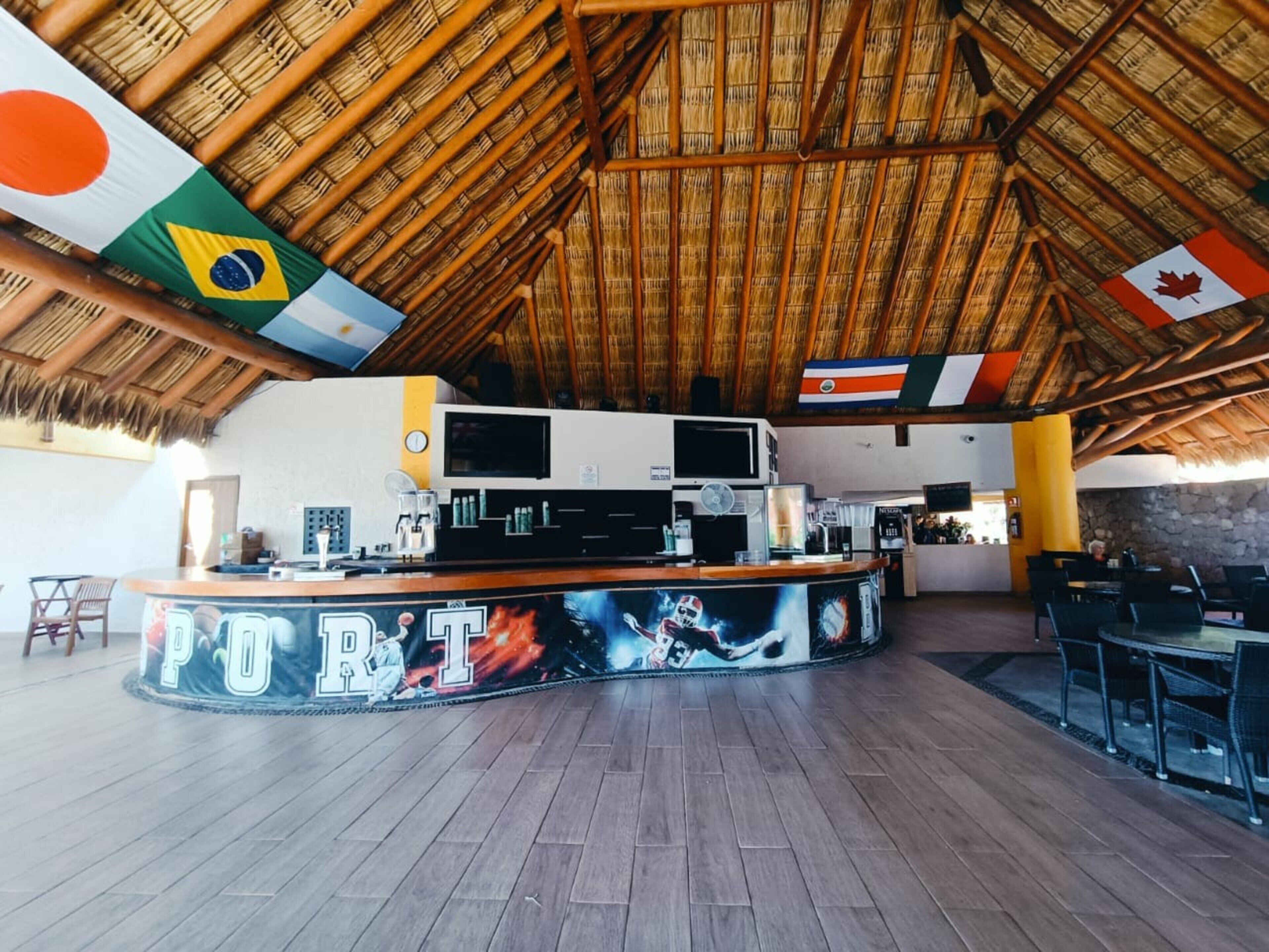 供应午餐，国际美食