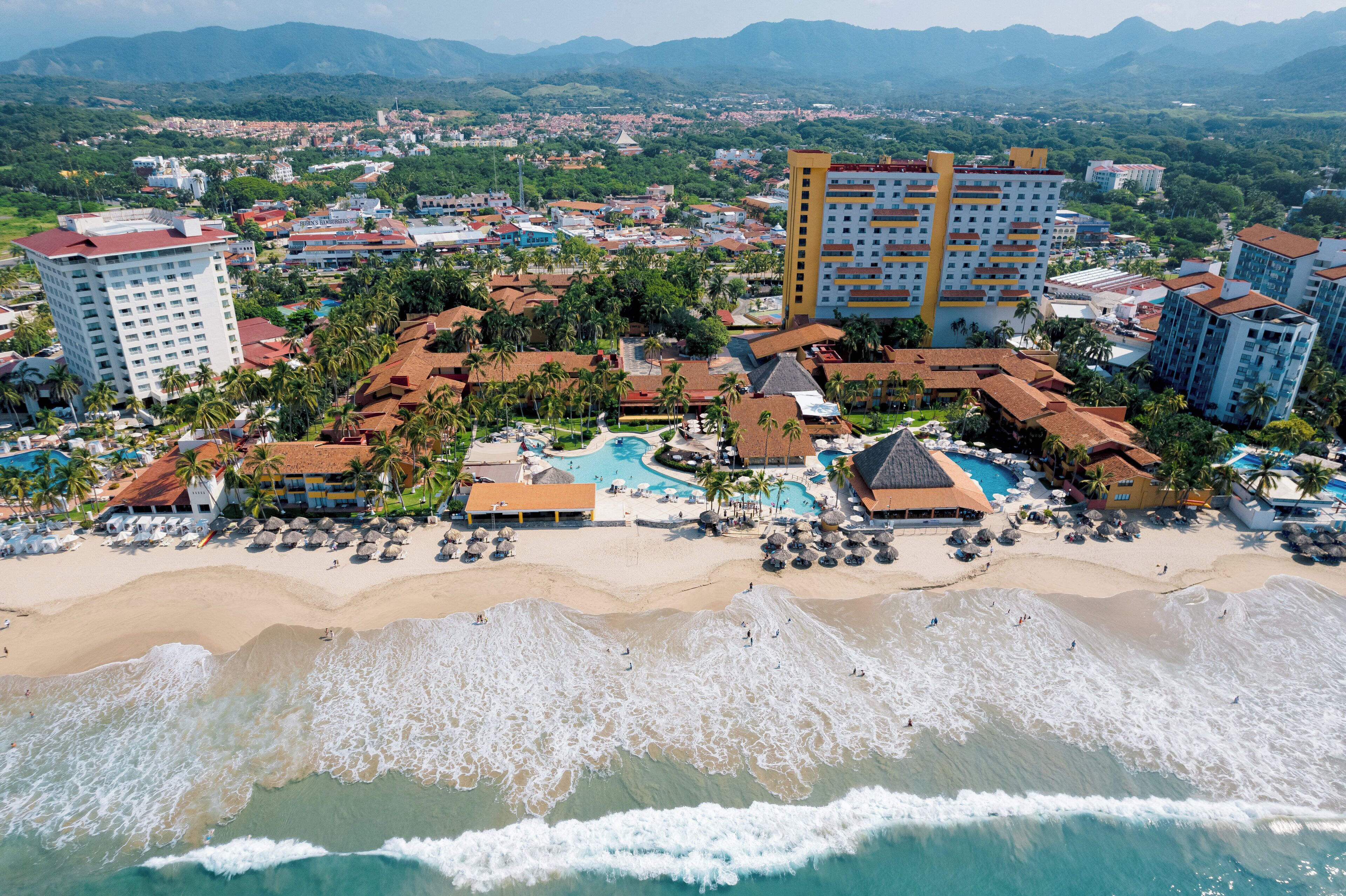 Photo - Holiday Inn Resort Ixtapa All-Inclusive by IHG