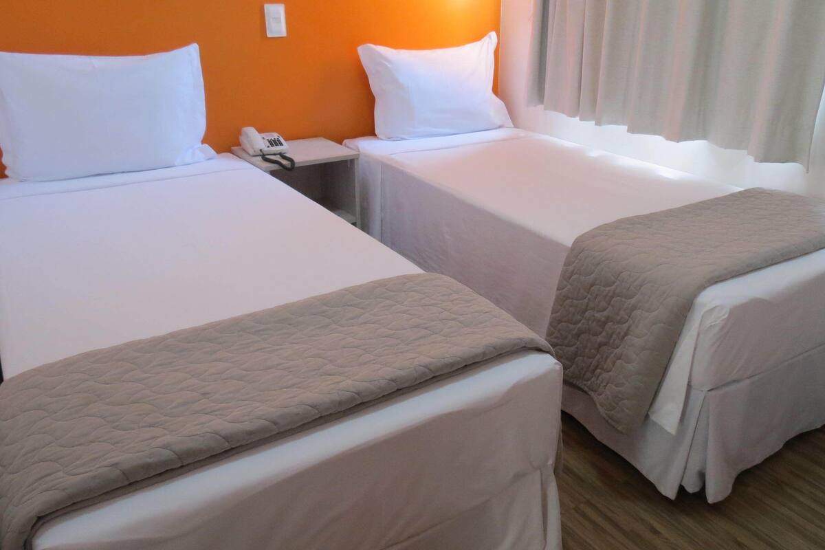 Chambre avec lits jumeaux | Équipements de la chambre