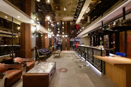 Lobby. 3 Door Hotel