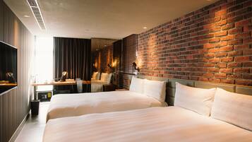 Habitación Deluxe | Caja fuerte, escritorio, tabla de planchar con plancha y wifi gratis