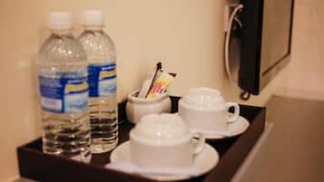 Coffee/tea maker