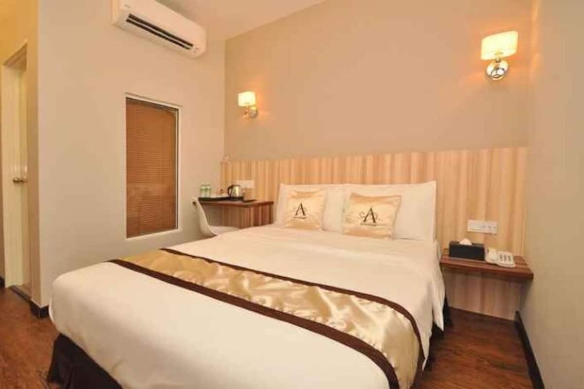 Blackout curtains, iron/ironing board, free WiFi, bed sheets