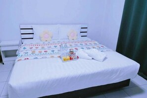 Minibar, desk, free WiFi - Nornnan Hotel (Nan)