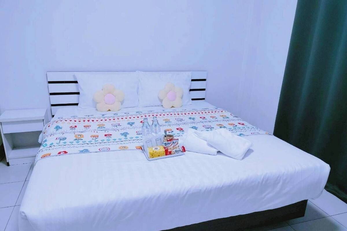 Superior Room | Minibar, desk, WiFi (free)