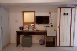 Minibar, desk, free WiFi - Nornnan Hotel (Nan)