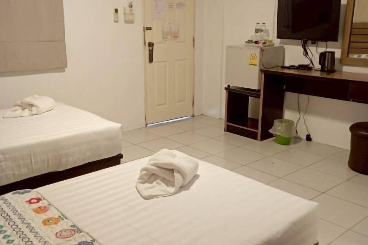 Minibar, skrivebord og wi-fi (inkludert)