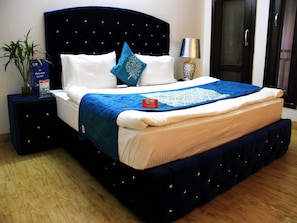 Standard Double or Twin Room, 1 Bedroom, Private Bathroom
