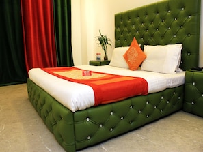 Standard Double or Twin Room, 1 Bedroom, Private Bathroom