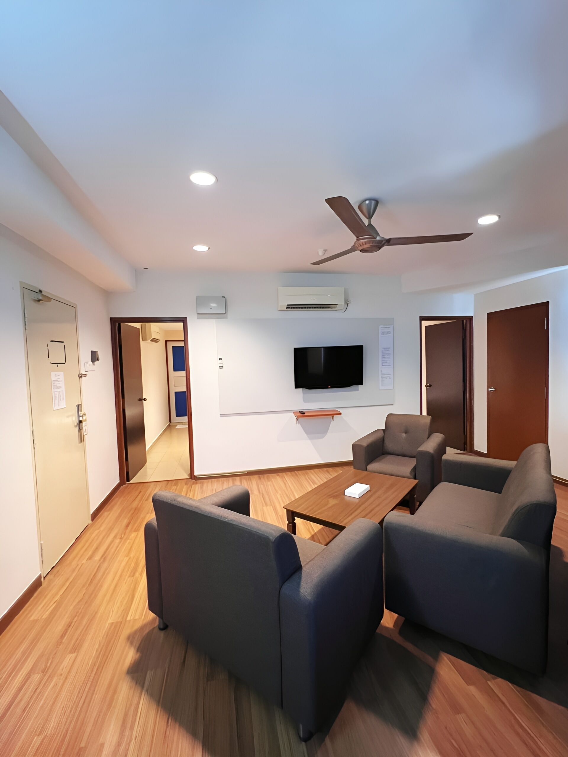 Family Suite, 2 Bedrooms | Desk, blackout curtains, iron/ironing board, free WiFi