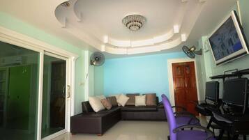 42-Zoll-Flachbildfernseher mit Kabelempfang, Fernseher