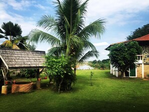 Property grounds - Ban Rim Nam Riverside Resort (Nan)