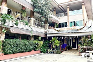 Front of property - Nan Thara Place (Nan)