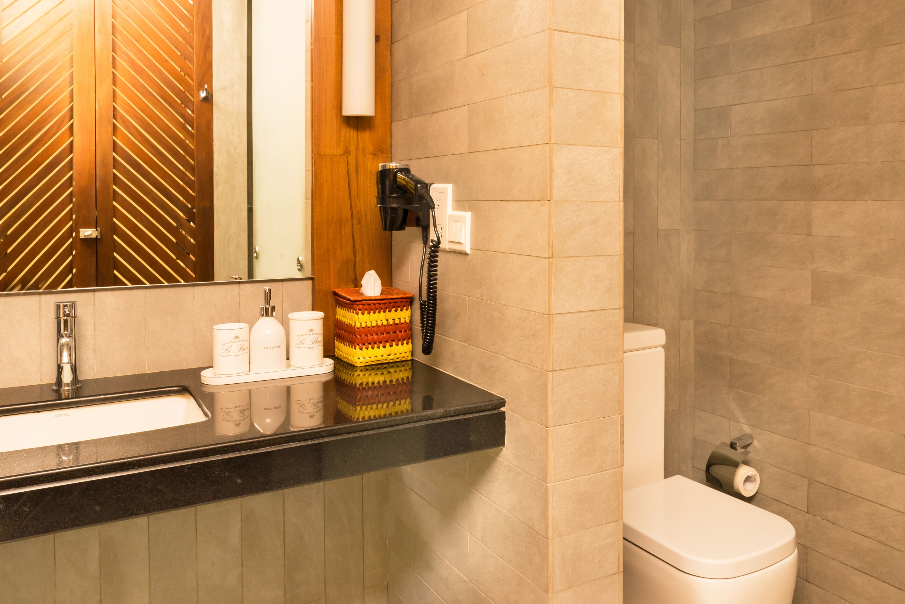 shower, free toiletries, hair dryer, bathrobes