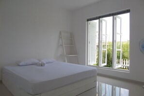 1 bedroom, premium bedding, pillowtop beds, minibar
