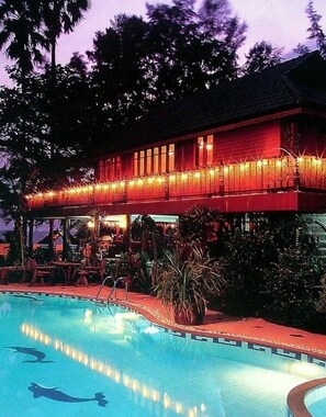 Outdoor pool - Jungle Bay Resort (Tha Mai)
